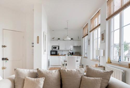 Η κουζίνα ή μικρή κουζίνα στο Appartement Bien-être 2 chambres au coeur de Cabourg -