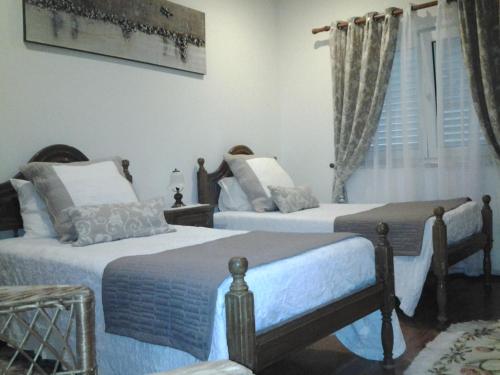 Cama o camas de una habitación en Hotel Azibo e Restaurante