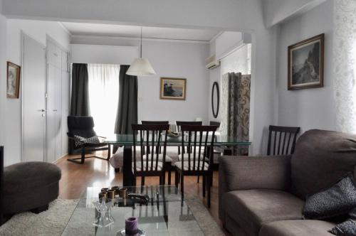 Awesome Home 3' from Metro (M3) Station Agia Paraskevi