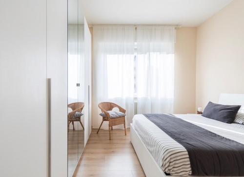 Lovely, charming and quiet apartment in the centre air conditioned and free private garage photo 2