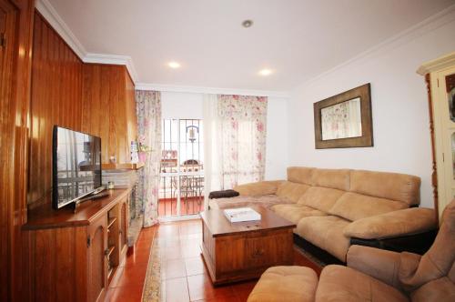 Villa Maite with Pool and Hot Tub SpainSunRentals 1057