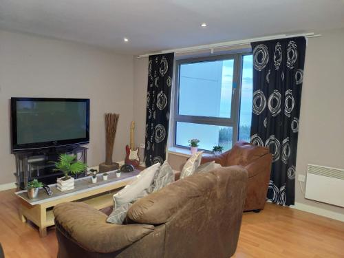 Gallery image of Western Harbour View Apartment in Edinburgh