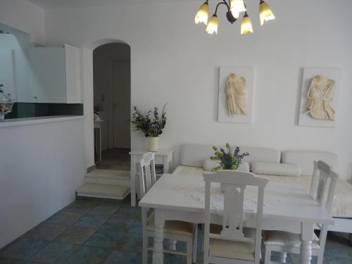 Fotografie z fotogalerie ubytování Vavanos Studios v destinaci Nausa