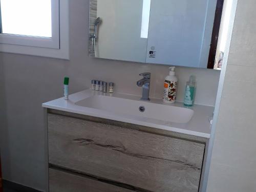 A bathroom at Gaudi Views Apartment