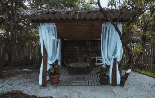 Taman di luar Pousada Caminho Das Cachoeiras