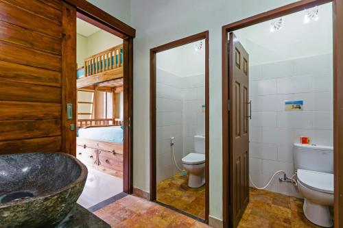 Koupelna v ubytování Lembongan Hostel