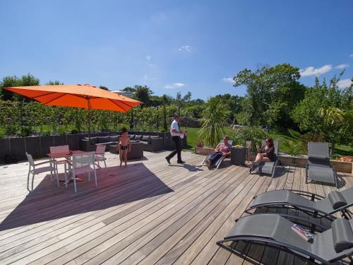 Logis Hotel Belle-Vueの宿泊客