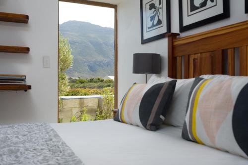 Ένα ή περισσότερα κρεβάτια σε δωμάτιο στο Stay at Friends Economic Rooms