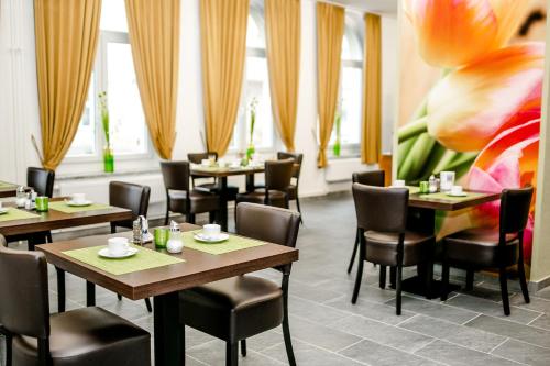 מסעדה או מקום אחר לאכול בו ב-Hotel Polonia - Frankfurt/Oder