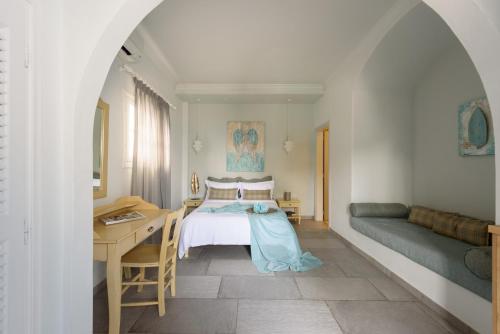 Ocean Bay Suitesにあるベッド