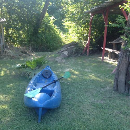 Κήπος έξω από το Cabaña en el Delta Arroyo Pajarito a 20 minutos de navegación