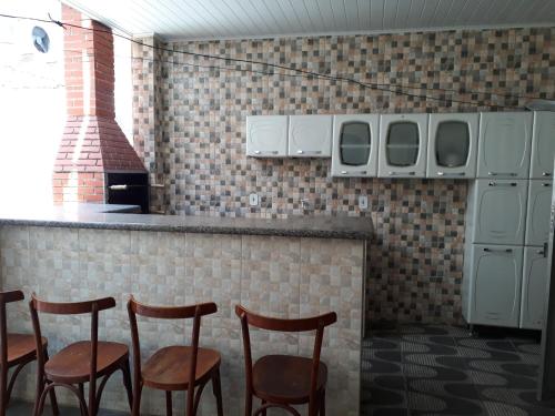 Una cocina o zona de cocina en Residencial Lage