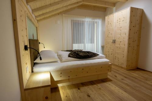 A bed or beds in a room at Residence Stefansdorf