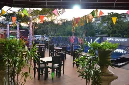 Εστιατόριο ή άλλο μέρος για φαγητό στο Grand Tara Garden Thai Hotel