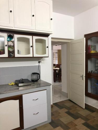 Dapur atau dapur kecil di Sannidhi Home stay