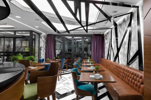 Χώρος καθιστικού στο Sky Hotel