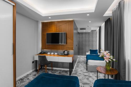 Μια τηλεόραση ή/και κέντρο ψυχαγωγίας στο Sky Hotel
