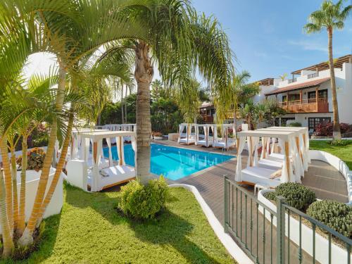 Gallery image of Hotel Jardín Tecina in Playa de Santiago