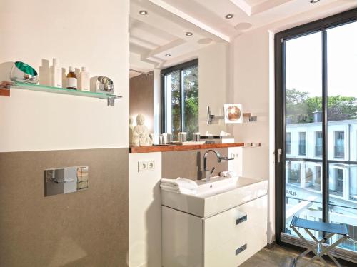 Φωτογραφία από το άλμπουμ του Paradise Cloud***** σε Binz