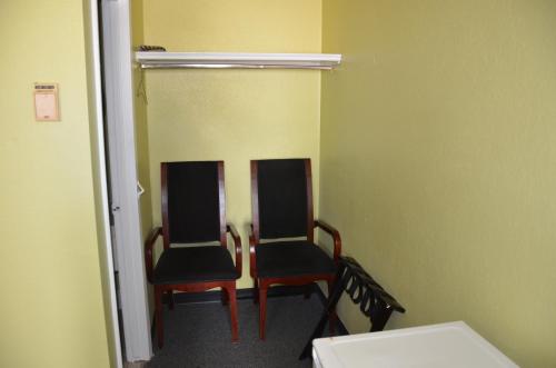 Gallery image of Coachman Inn in Regina
