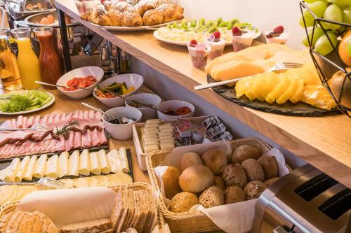 Jídlo v bed and breakfast nebo okolí