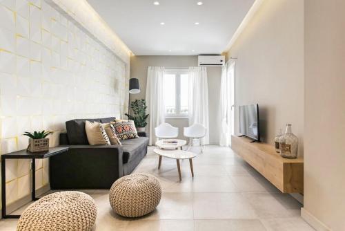 Modern Design Acropolis Flat