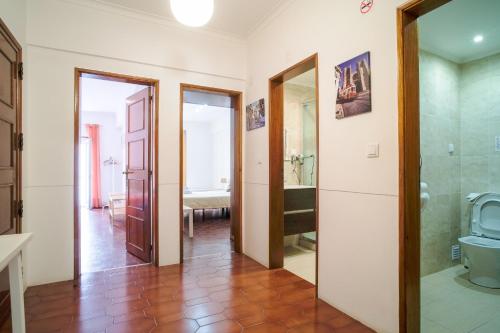 Flores Terrace Apartment