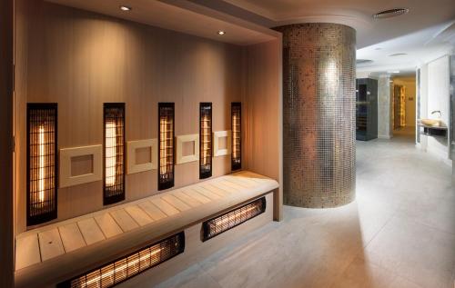 Voodi või voodid majutusasutuse Chateau Monty Spa Resort toas