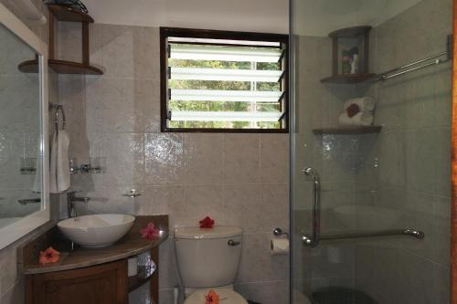 A bathroom at Armony Residence Holiday Apartment No.1