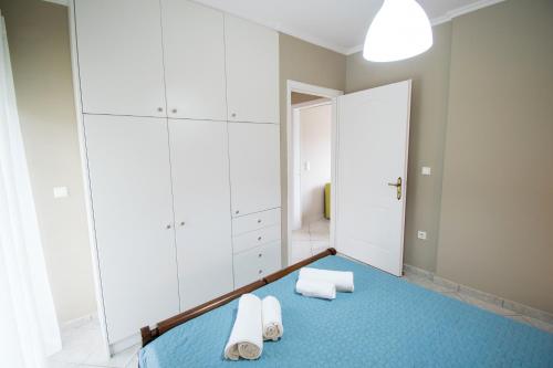 Posteľ alebo postele v izbe v ubytovaní BETTY'S AIR+PORT SEA APARTMENT
