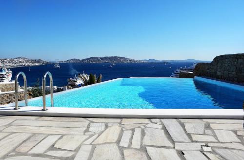 Photo de la galerie de l'établissement Adikri Villas & Suites, à Tourlos