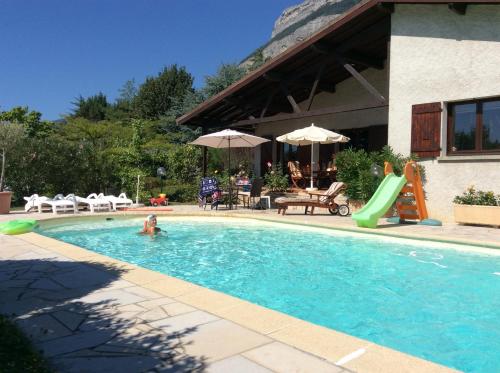 The swimming pool at or close to Villa avec vue