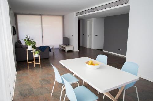 Sunny and quiet duplex