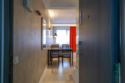 Galeriebild der Unterkunft Apartamentos Recoletos in Madrid