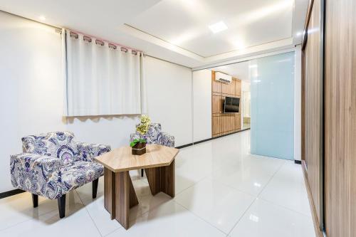 Η κουζίνα ή μικρή κουζίνα στο Serata Hotel