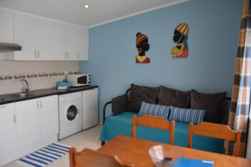 Gallery image of Apartamentos Costa in Costa da Caparica