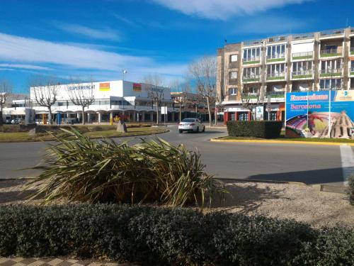 Centre Empuriabrava plage, Empuriabrava – Bijgewerkte prijzen ...