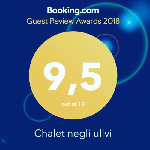 a yellow circle with the words guest review awards on it at Chalet negli ulivi in Silvi Paese