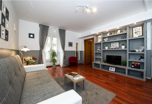 Flaminia 36 Luxury Home