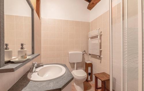 Et badeværelse på Country House i Girasoli