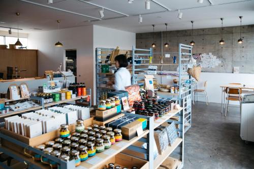 Gallery image of Iwashi Building Hostel in Akune