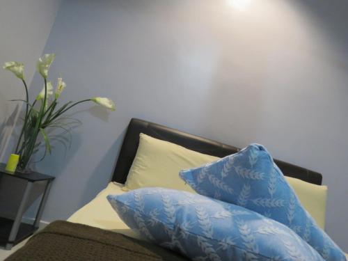 Katil atau katil-katil dalam bilik di GM HOMESTAY KELIBANG