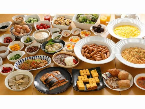 Еда / где поесть недалеко от отеля