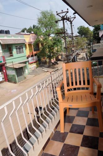 Homestay Senthil Akamにあるバルコニーまたはテラス