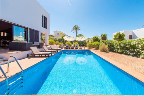 VILLA MILADY (Spanje Bahia de Sant Antoni) - Booking.com