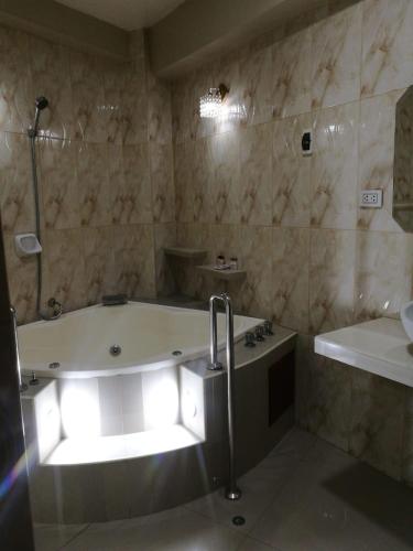 Hotel Spa Machupicchuにあるバスルーム