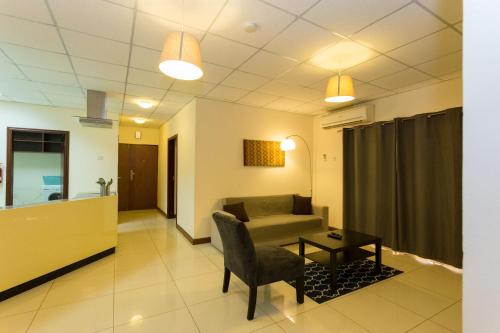 Gallery image of La Casa Baatsona Apts in Accra
