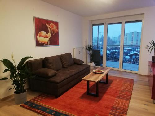 Photo de la galerie de l'établissement APARTMENT SCHLOSSBERGBLICK, à Graz