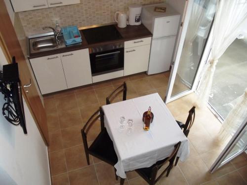 Apartment in Supetarska Draga 35932
