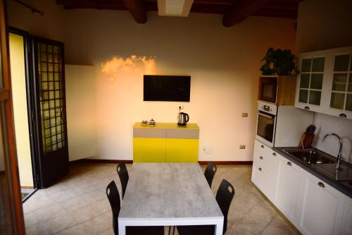 Кухня или мини-кухня в Mugello Tuscany Bosso di Sopra
